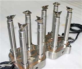 【專利產(chǎn)品】1出8雙側(cè)進膠熱流道系統(tǒng)